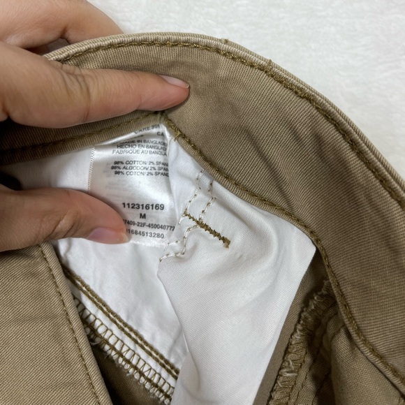 Wrangler Relaxed Fit Tan Cargo Shorts Size Medium - Picture 2 of 7